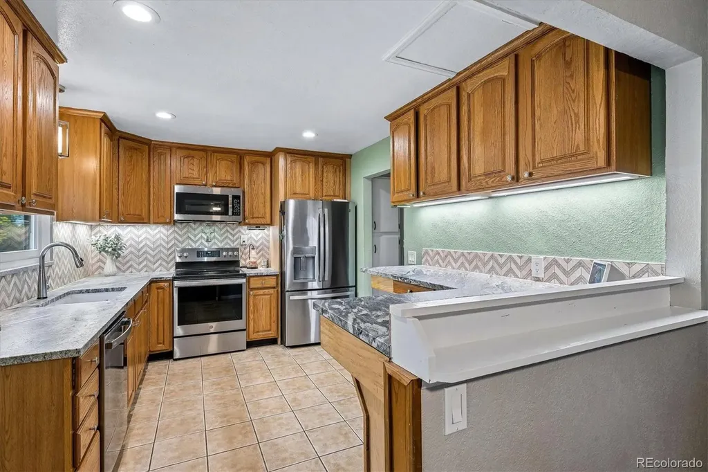 15671 E Jefferson Avenue Aurora CO 80013