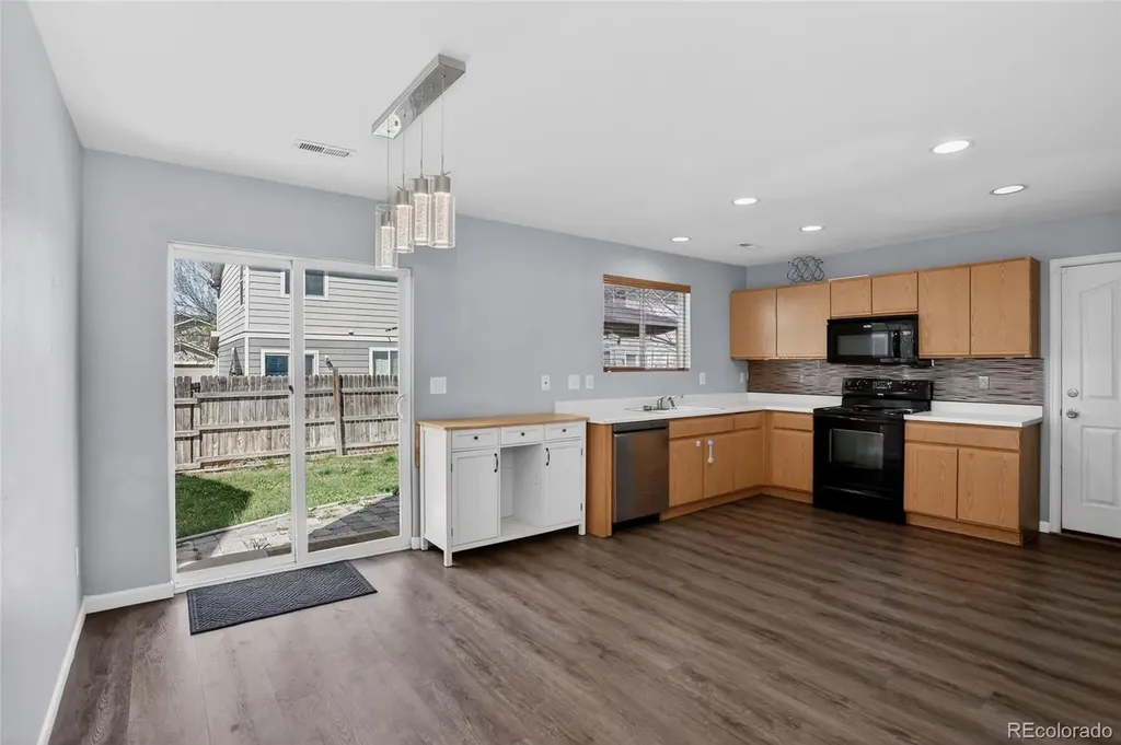10671 Upper Ridge Road Longmont CO 80504