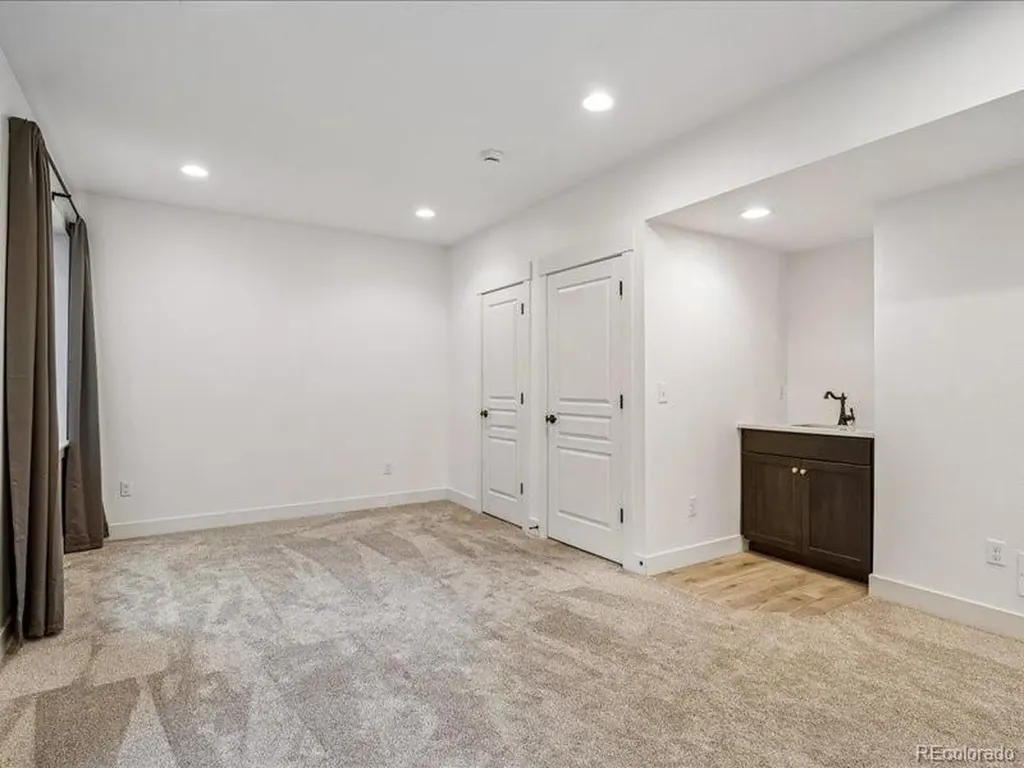 5073 N Xenia Street Denver CO 80238