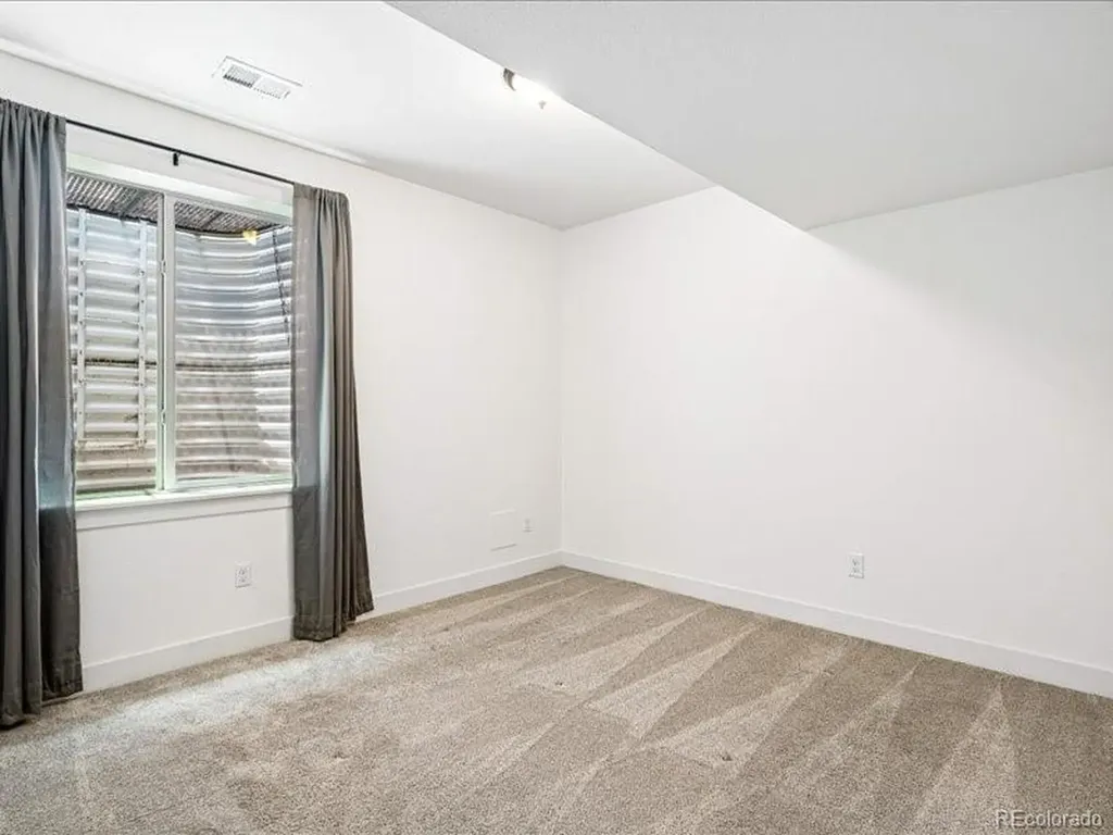 5073 N Xenia Street Denver CO 80238