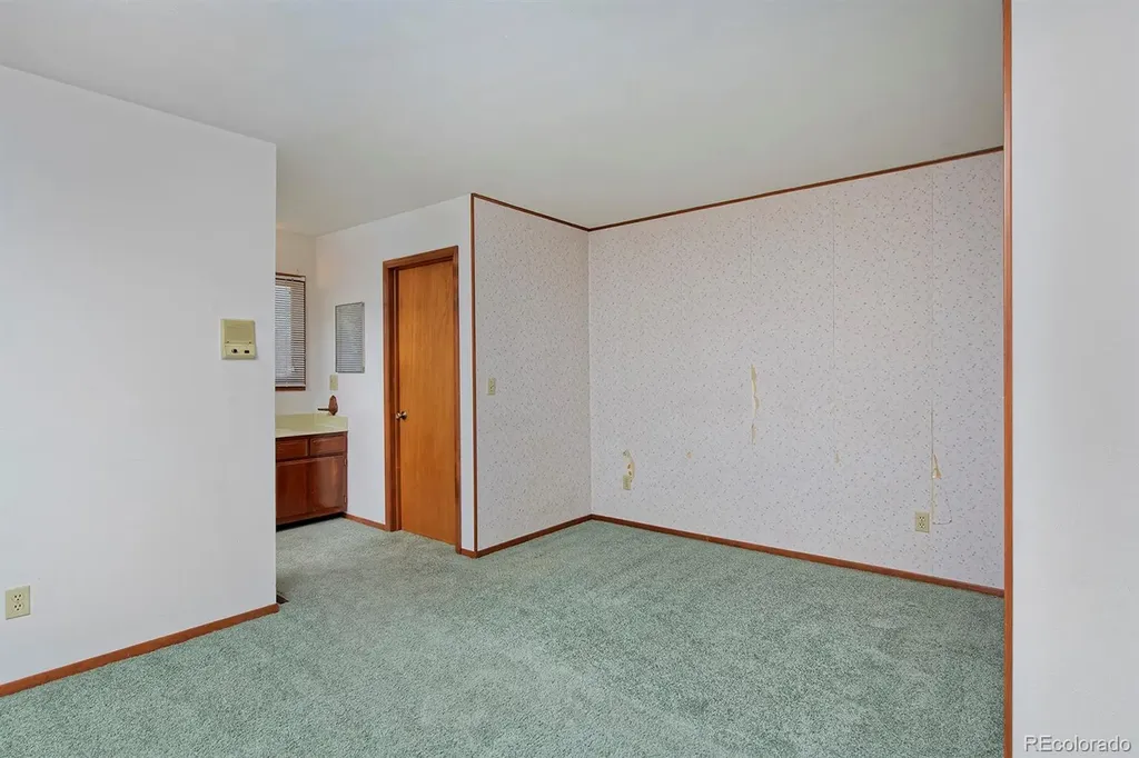 570 W Ash Street Louisville CO 80027
