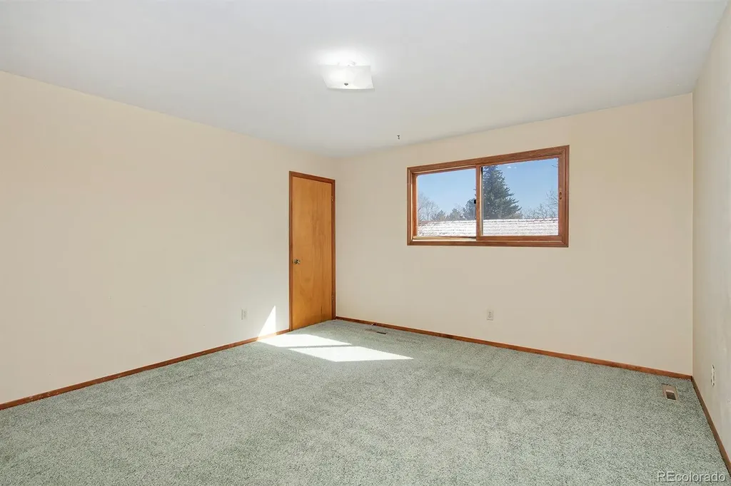 570 W Ash Street Louisville CO 80027