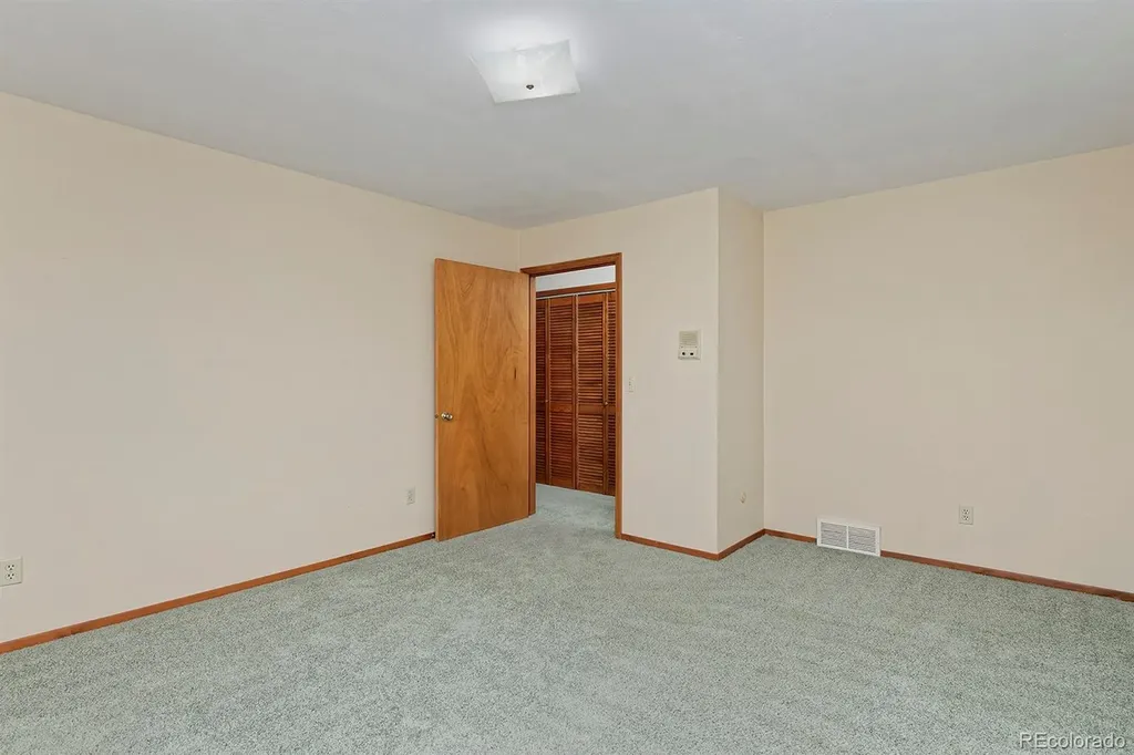 570 W Ash Street Louisville CO 80027