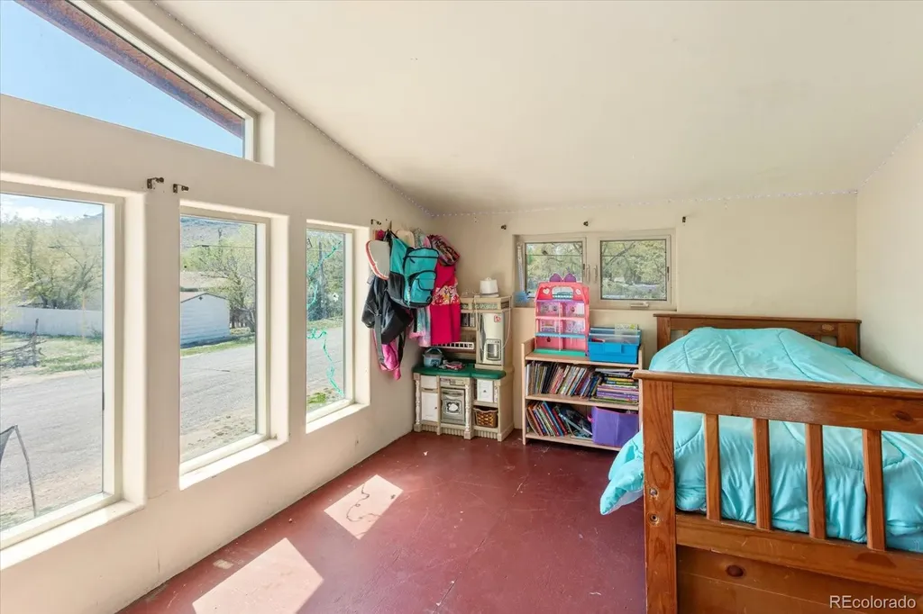 125 1st Street Saguache CO 81149