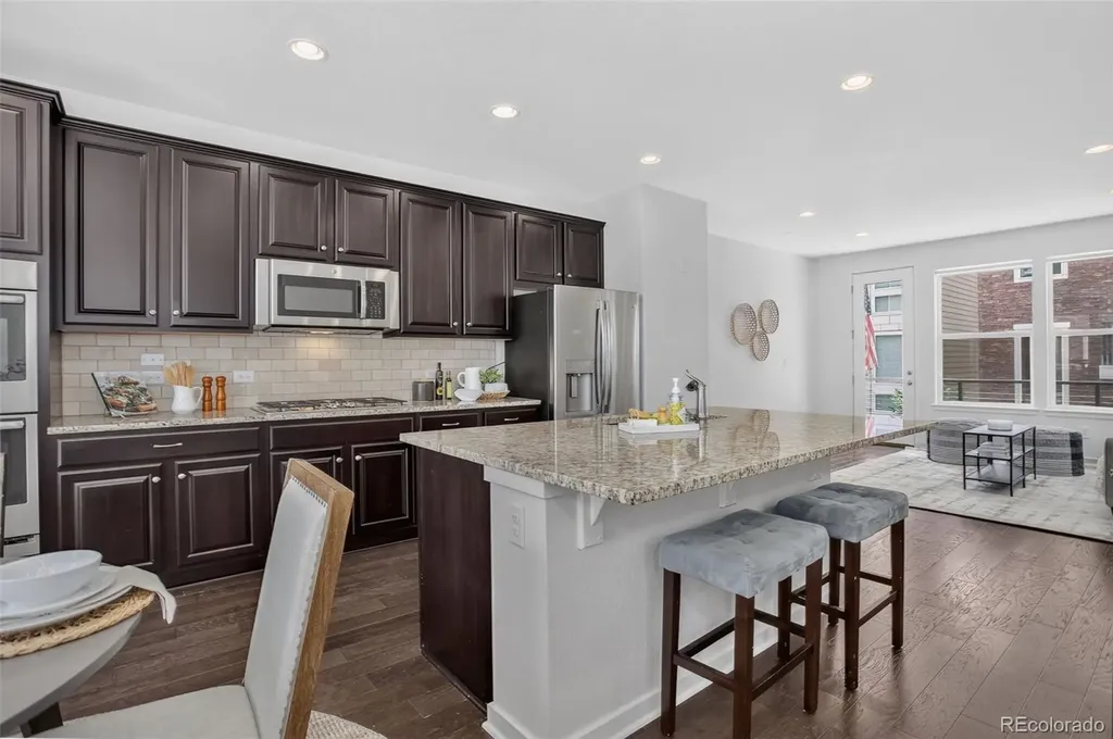 530 E Hinsdale Avenue Littleton CO 80122