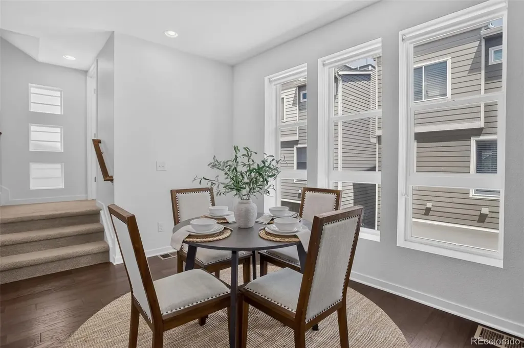 530 E Hinsdale Avenue Littleton CO 80122