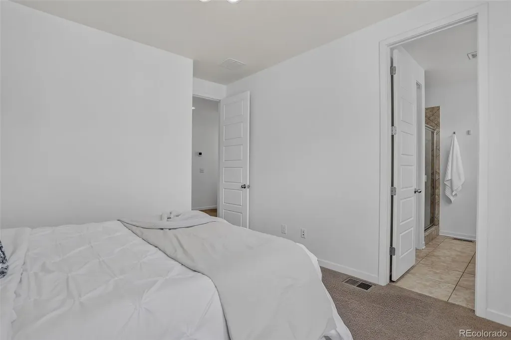 530 E Hinsdale Avenue Littleton CO 80122