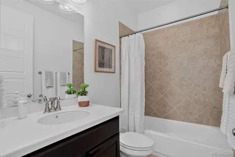 530 E Hinsdale Avenue Littleton CO 80122