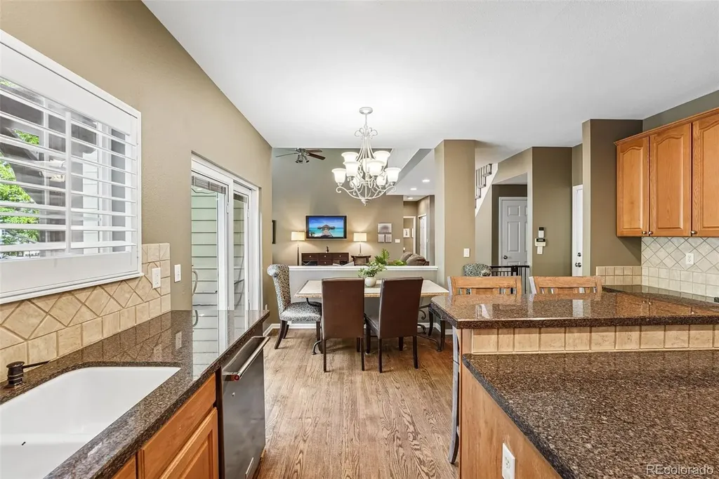 10053 Heywood Street Littleton CO 80130