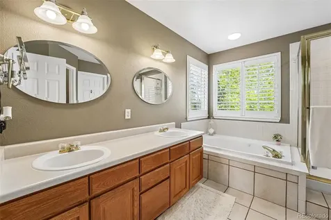 10053 Heywood Street Littleton CO 80130