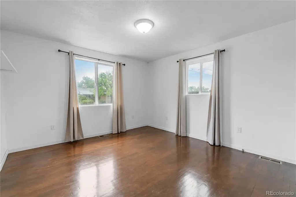 7010 W 44th Avenue Wheat Ridge CO 80033