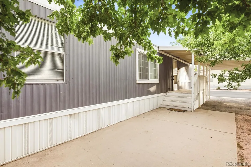 712 Flamingo Drive Lafayette CO 80026