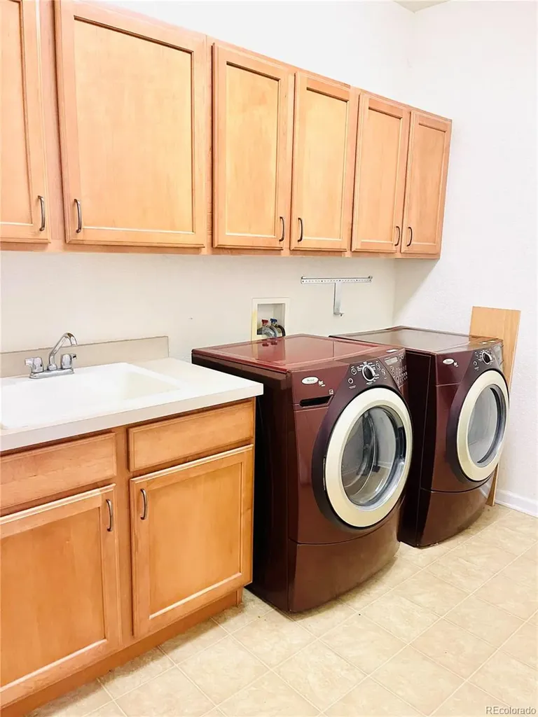 16866 E Peakview Avenue Aurora CO 80016