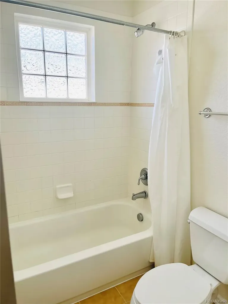 16866 E Peakview Avenue Aurora CO 80016