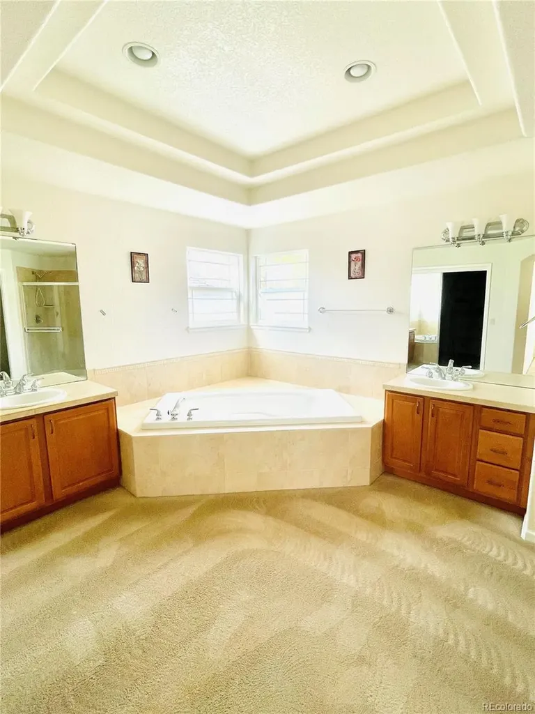 16866 E Peakview Avenue Aurora CO 80016