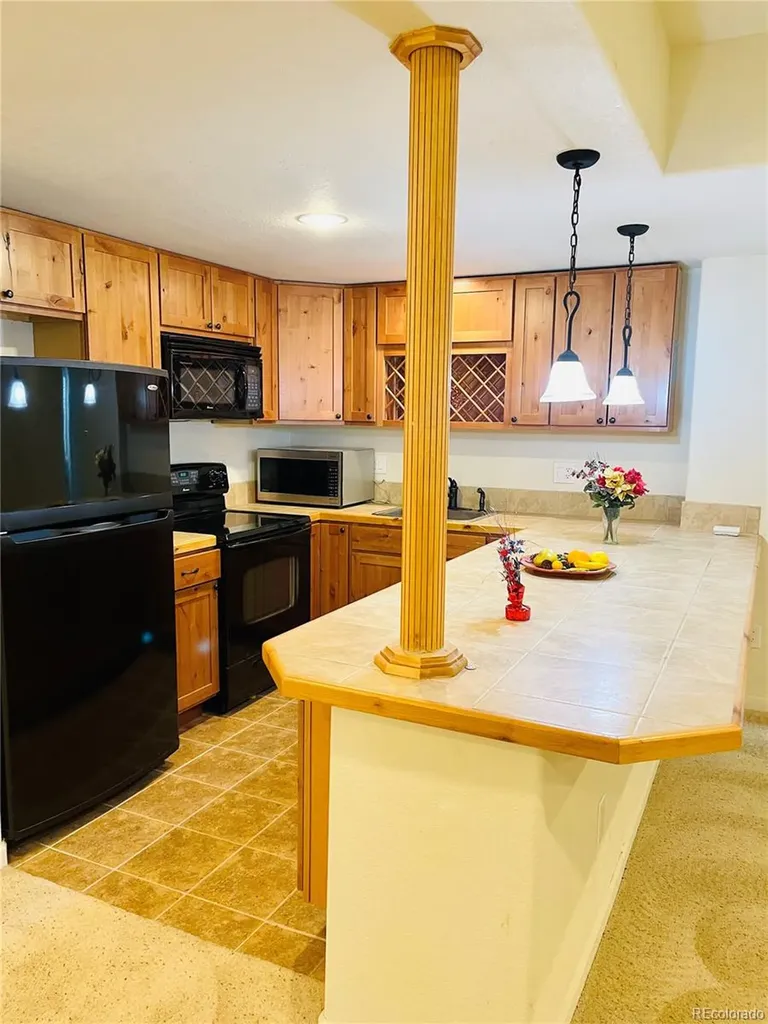 16866 E Peakview Avenue Aurora CO 80016
