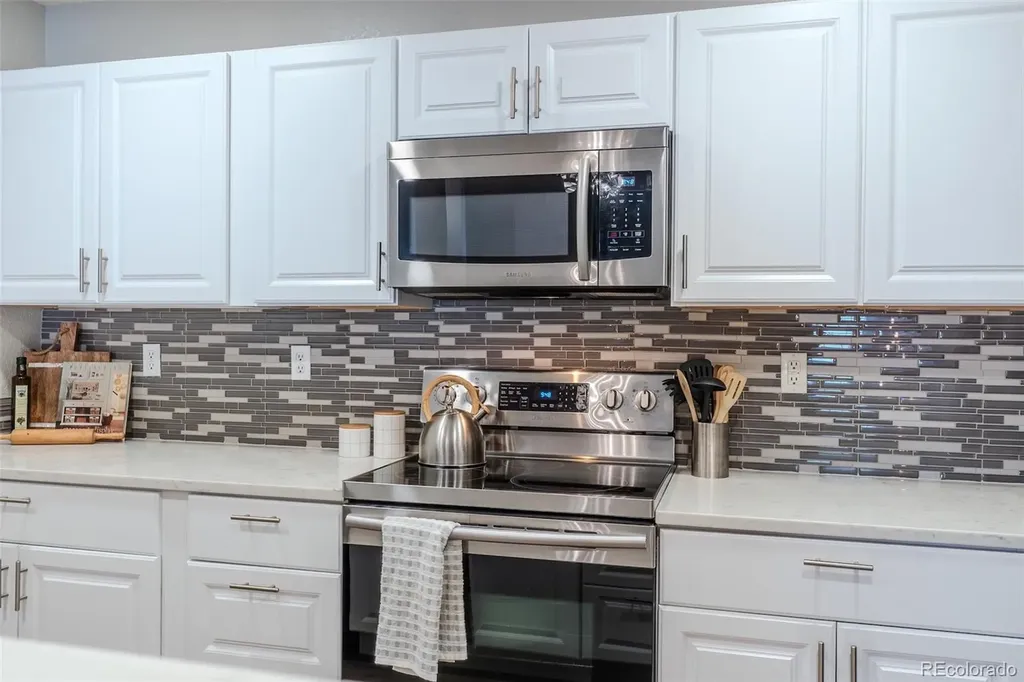 4271 S Blackhawk Circle Aurora CO 80014