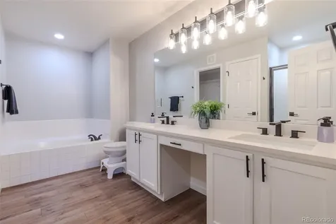 4271 S Blackhawk Circle Aurora CO 80014
