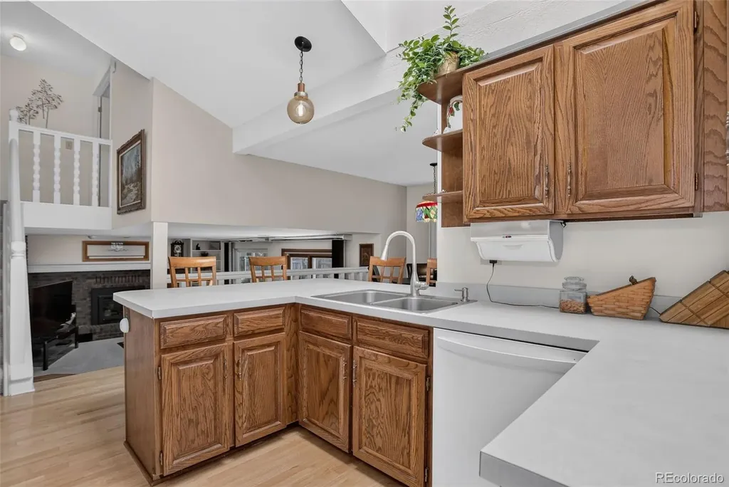 4987 E Lake Avenue Centennial CO 80121