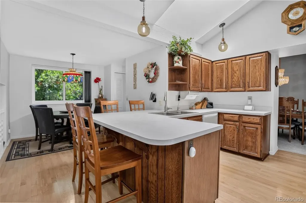 4987 E Lake Avenue Centennial CO 80121