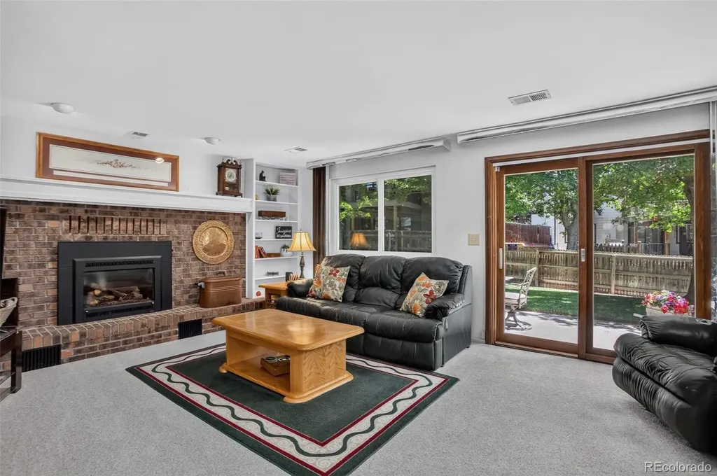 4987 E Lake Avenue Centennial CO 80121