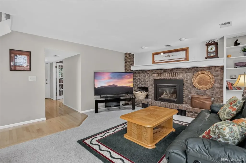 4987 E Lake Avenue Centennial CO 80121