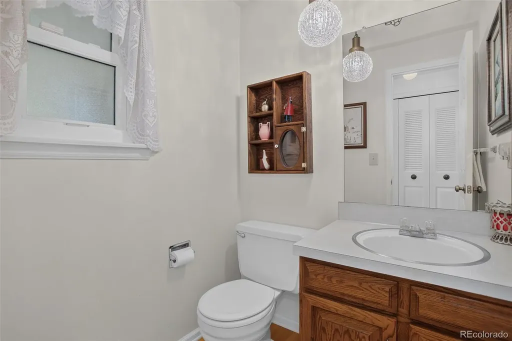 4987 E Lake Avenue Centennial CO 80121