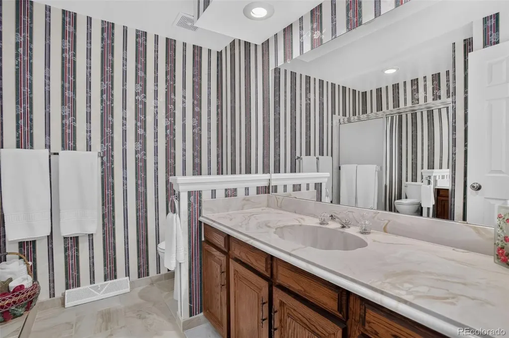 4987 E Lake Avenue Centennial CO 80121
