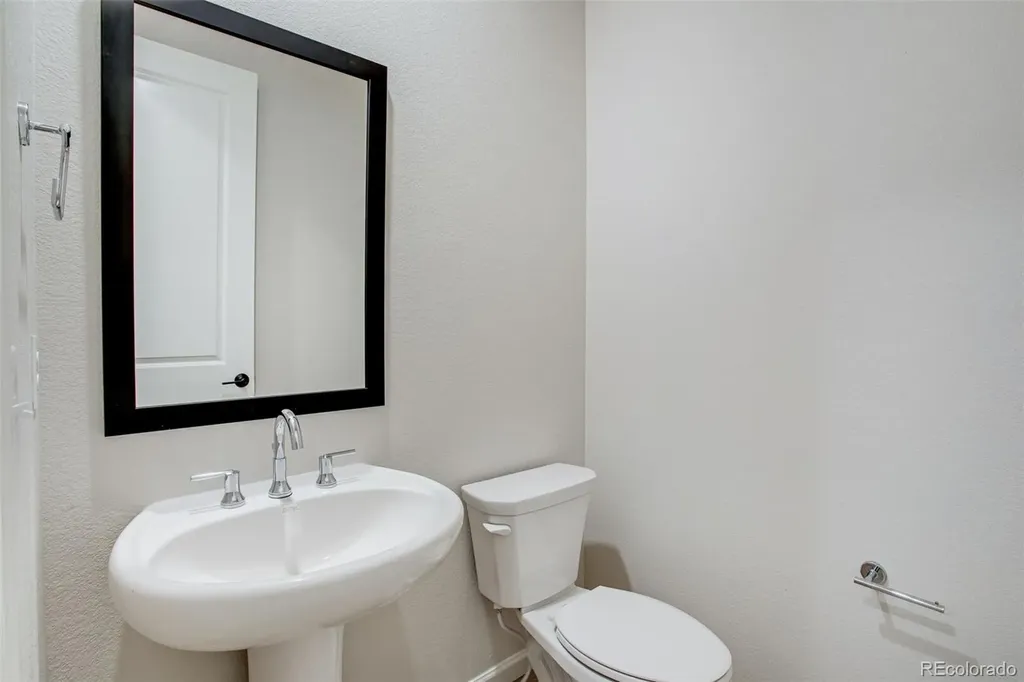1418 Hudson Place Longmont CO 80501