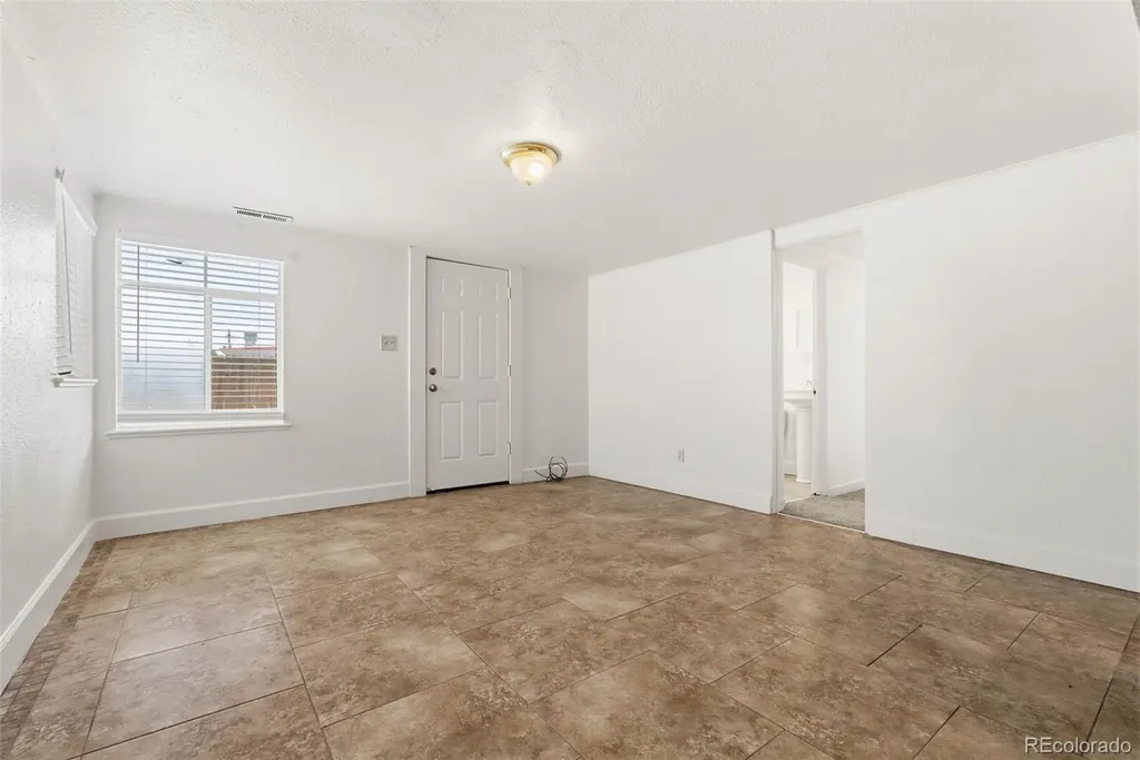 7120 W 16th Place Lakewood CO 80214