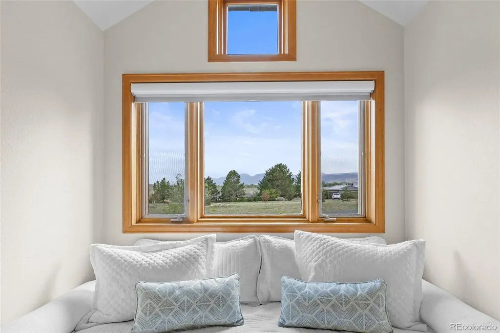 5355 Highlands Drive Longmont CO 80503
