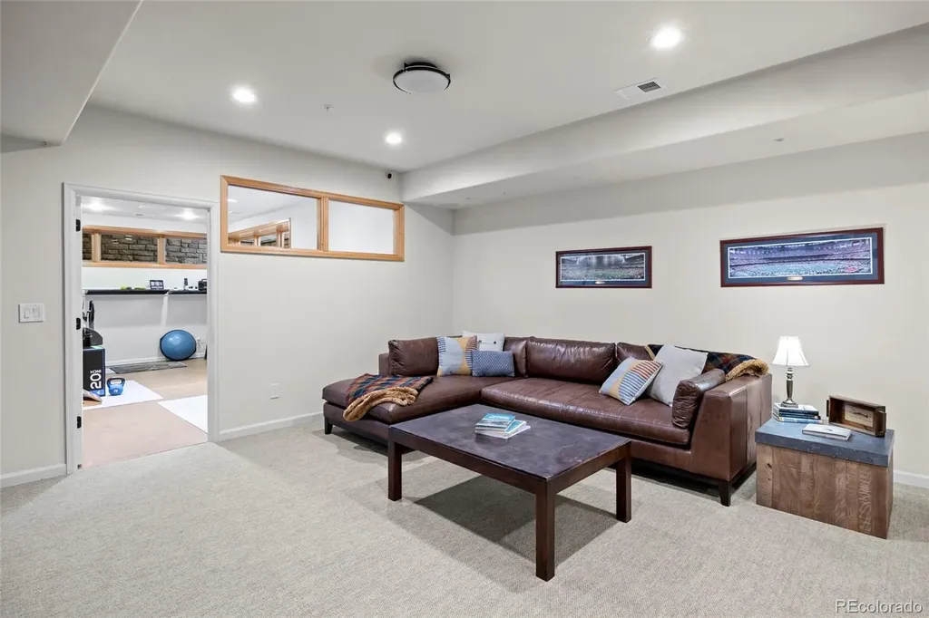 5355 Highlands Drive Longmont CO 80503