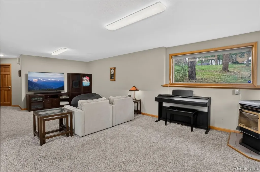136 Nova Lane Pine CO 80470