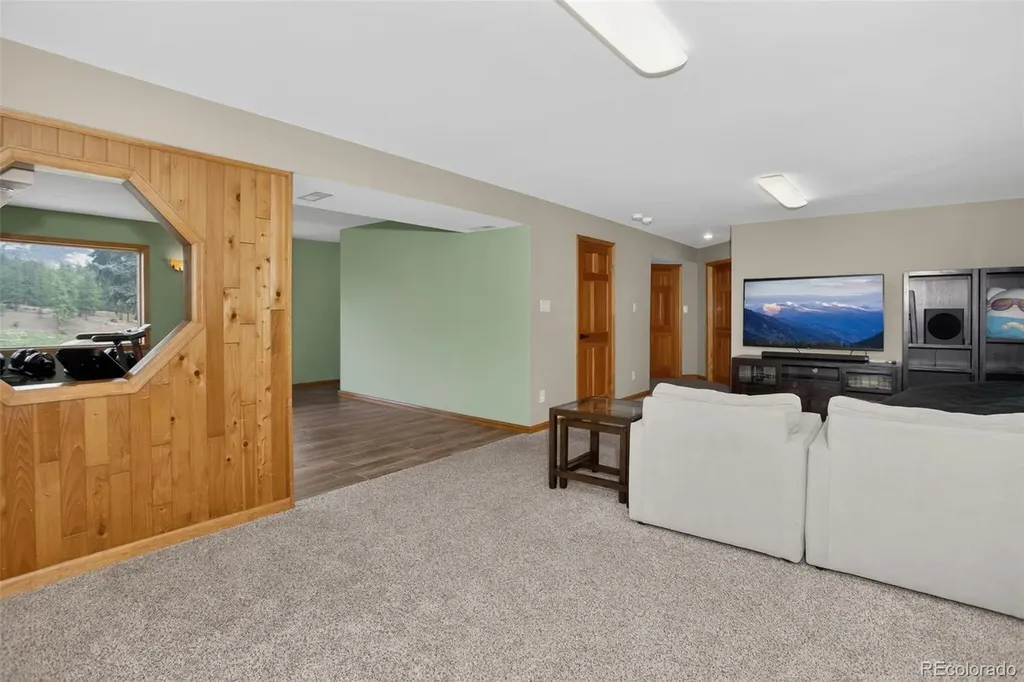 136 Nova Lane Pine CO 80470