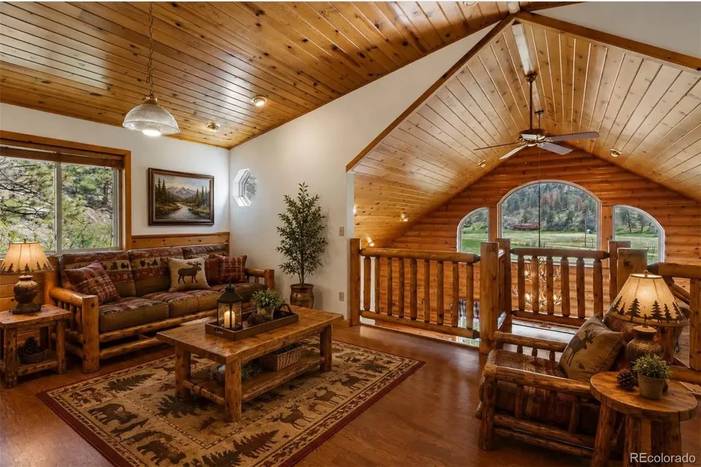 2401 Lakemoor Drive Florissant CO 80816