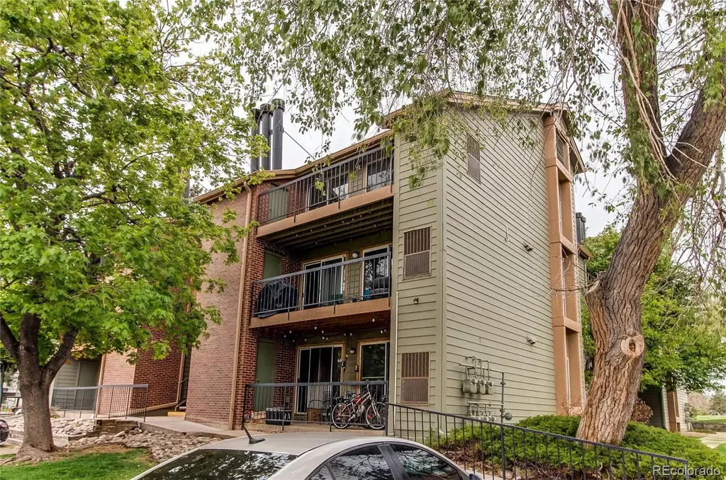 4899 S Dudley Street Littleton CO 80123