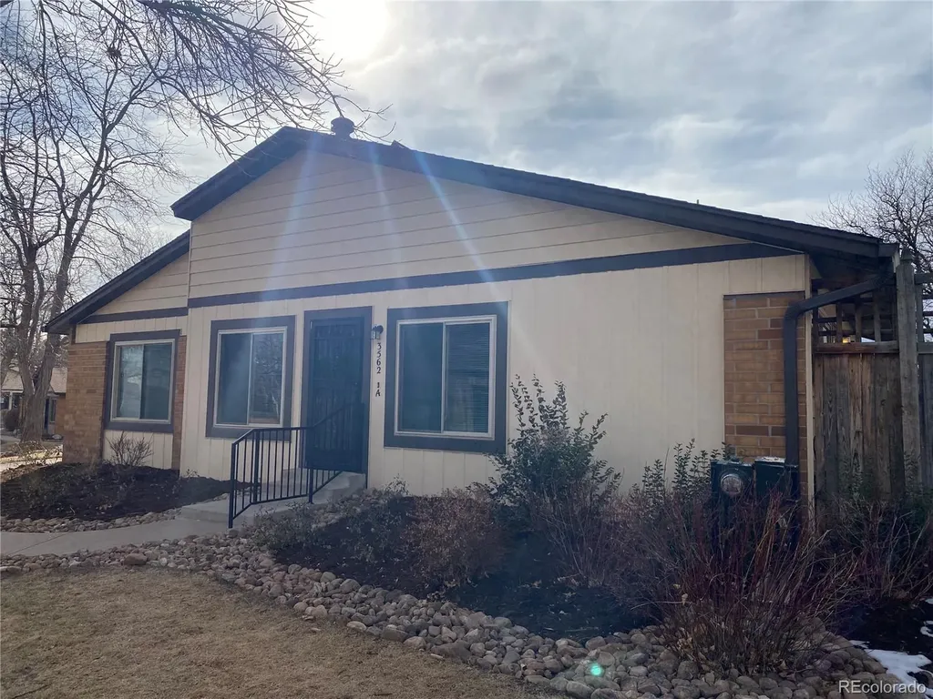 3562 S Kittredge Street Aurora CO 80013