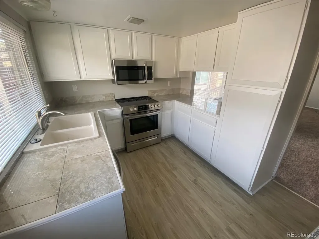 3562 S Kittredge Street Aurora CO 80013
