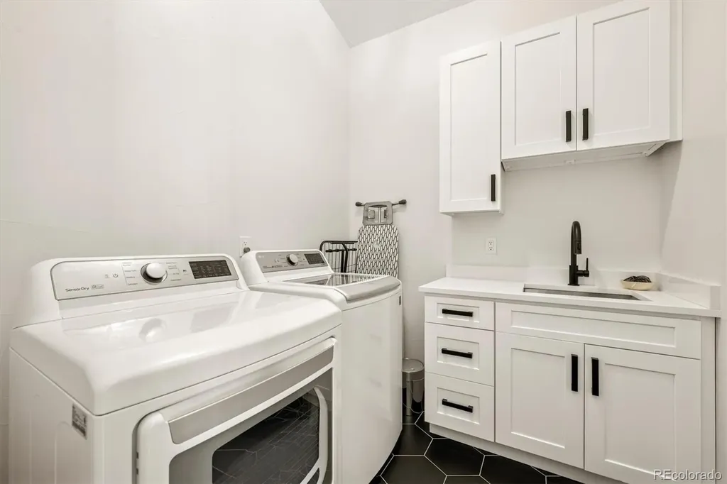4664 Elm Court Denver CO 80211