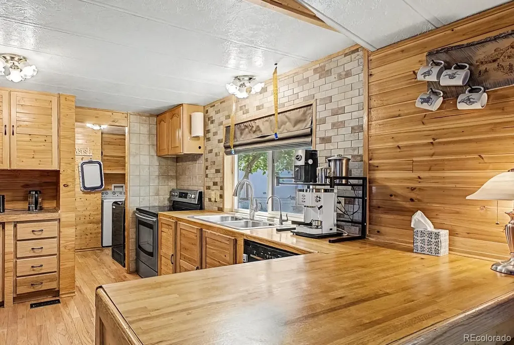 1510 E Street Golden CO 80401