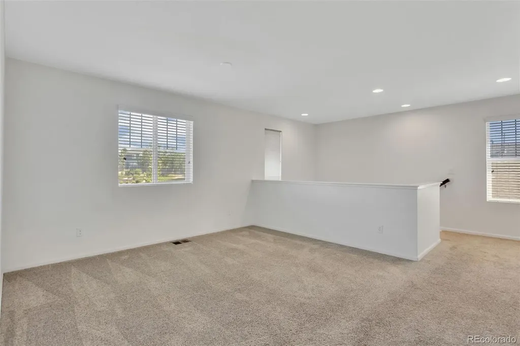 22330 E Mansfield Place Aurora CO 80018