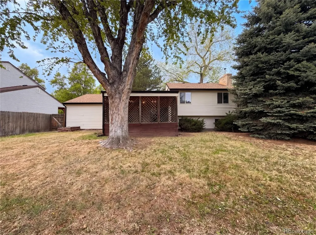 2114 S Eagle Court Aurora CO 80014