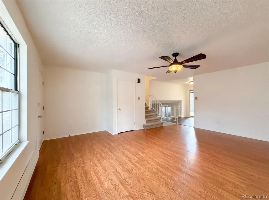 2114 S Eagle Court Aurora CO 80014