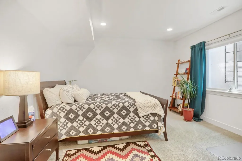 6003 Geneva Street Denver CO 80238