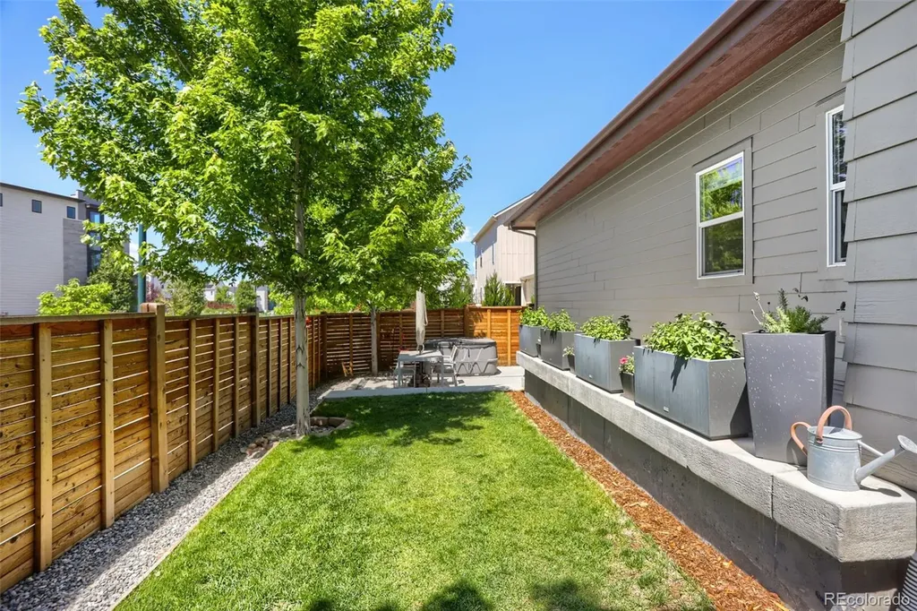 6003 Geneva Street Denver CO 80238