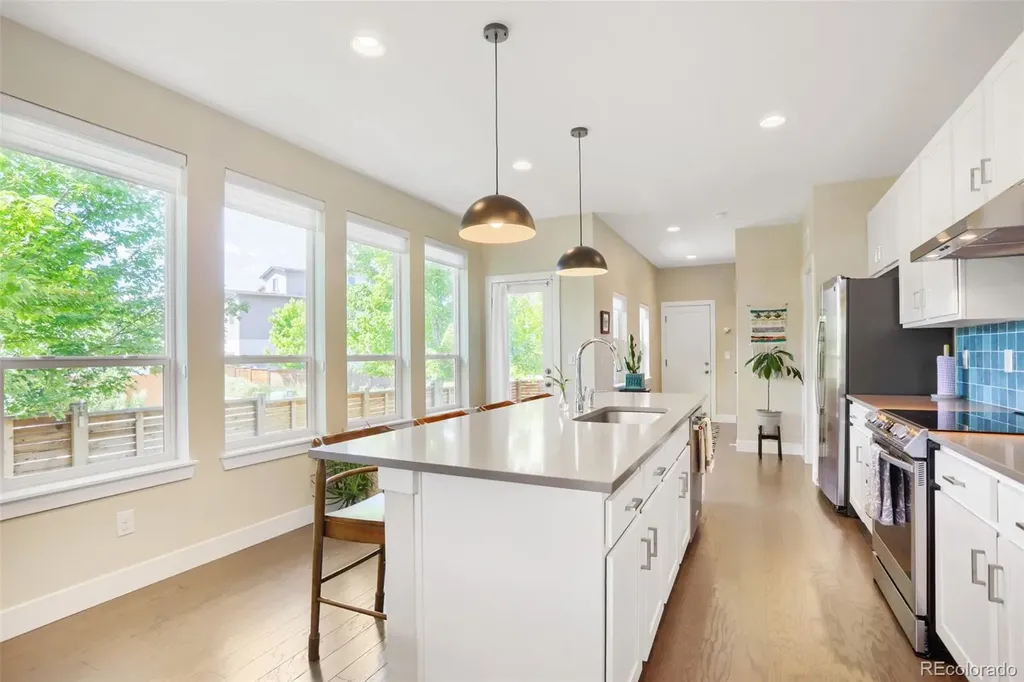 6003 Geneva Street Denver CO 80238