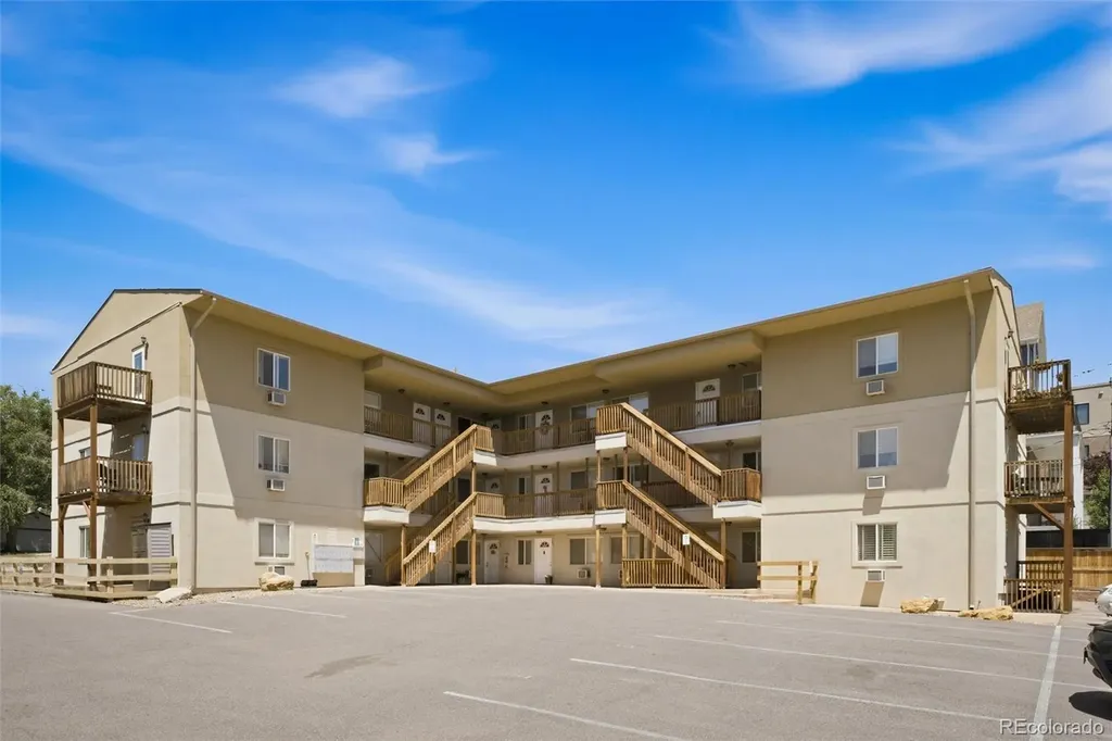 5402 Carr Street Arvada CO 80002