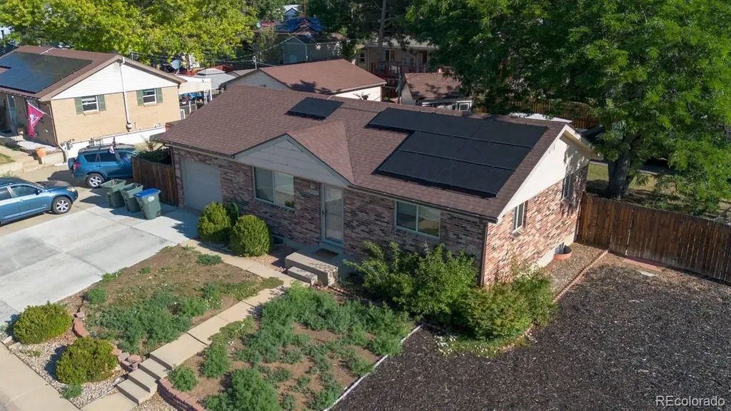 2143 Fisher Way Denver CO 80233