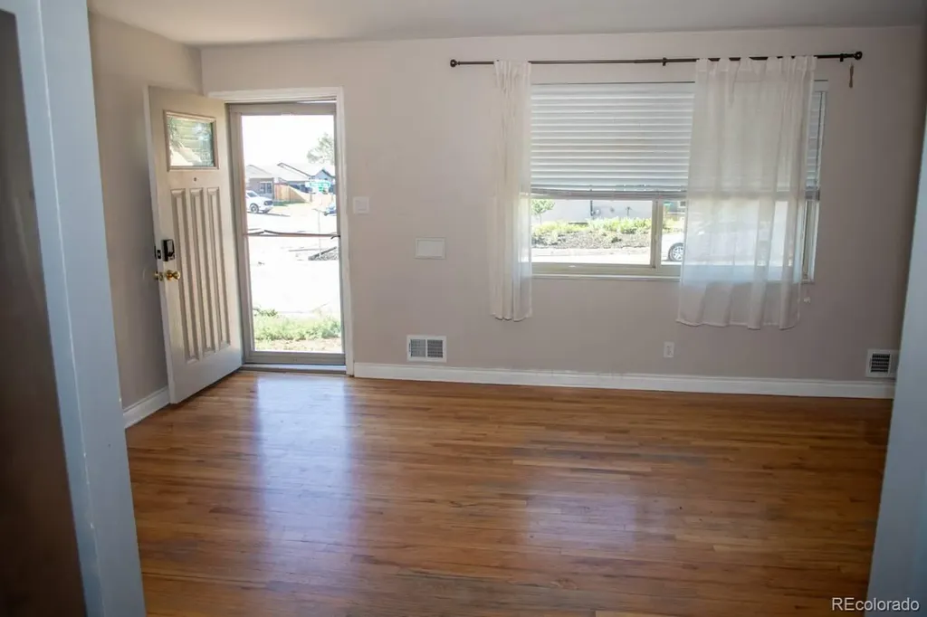 2143 Fisher Way Denver CO 80233