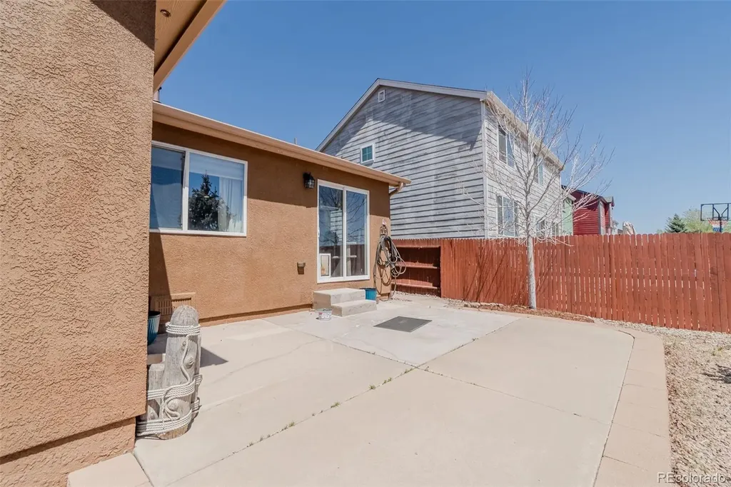 1527 Woodpark Drive Colorado Springs CO 80951